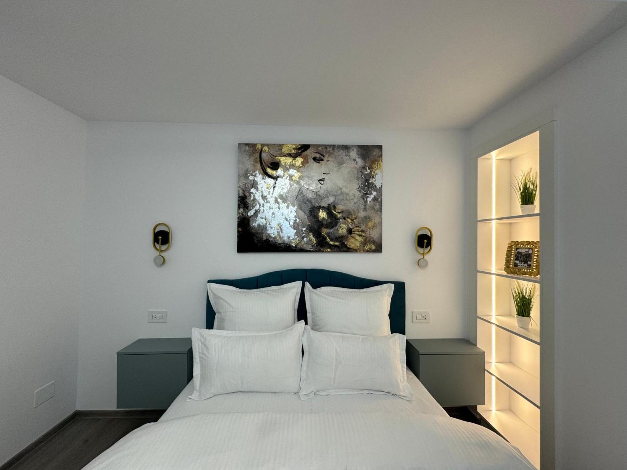 Central Suite Bukares Bagian luar foto