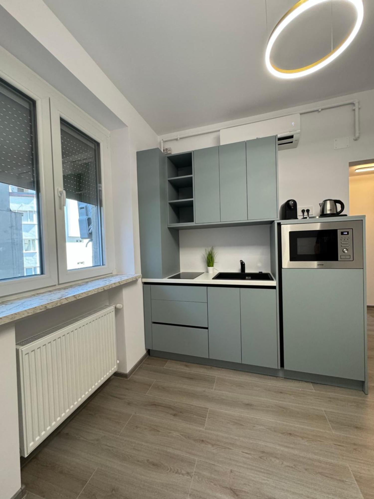 Central Suite Bukares Bagian luar foto