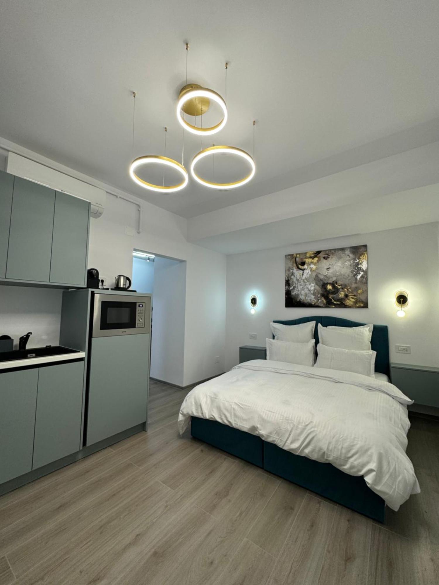 Central Suite Bukares Bagian luar foto